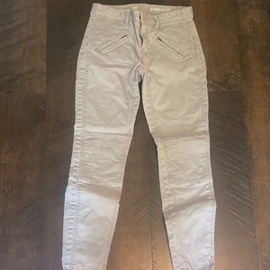 Gap khakis